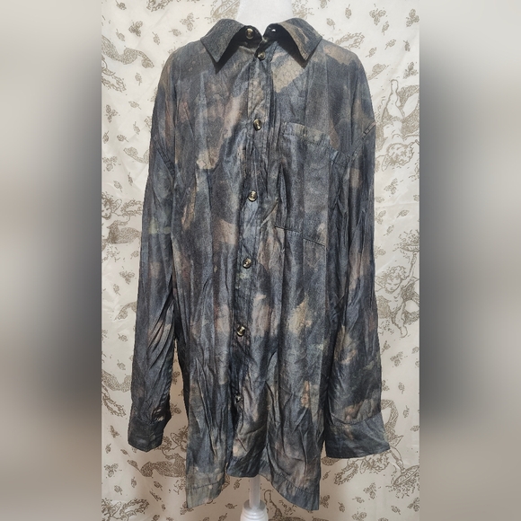 Artwork Boxy Button Down Camo Print Shirt Xxl - Picture 1 of 8